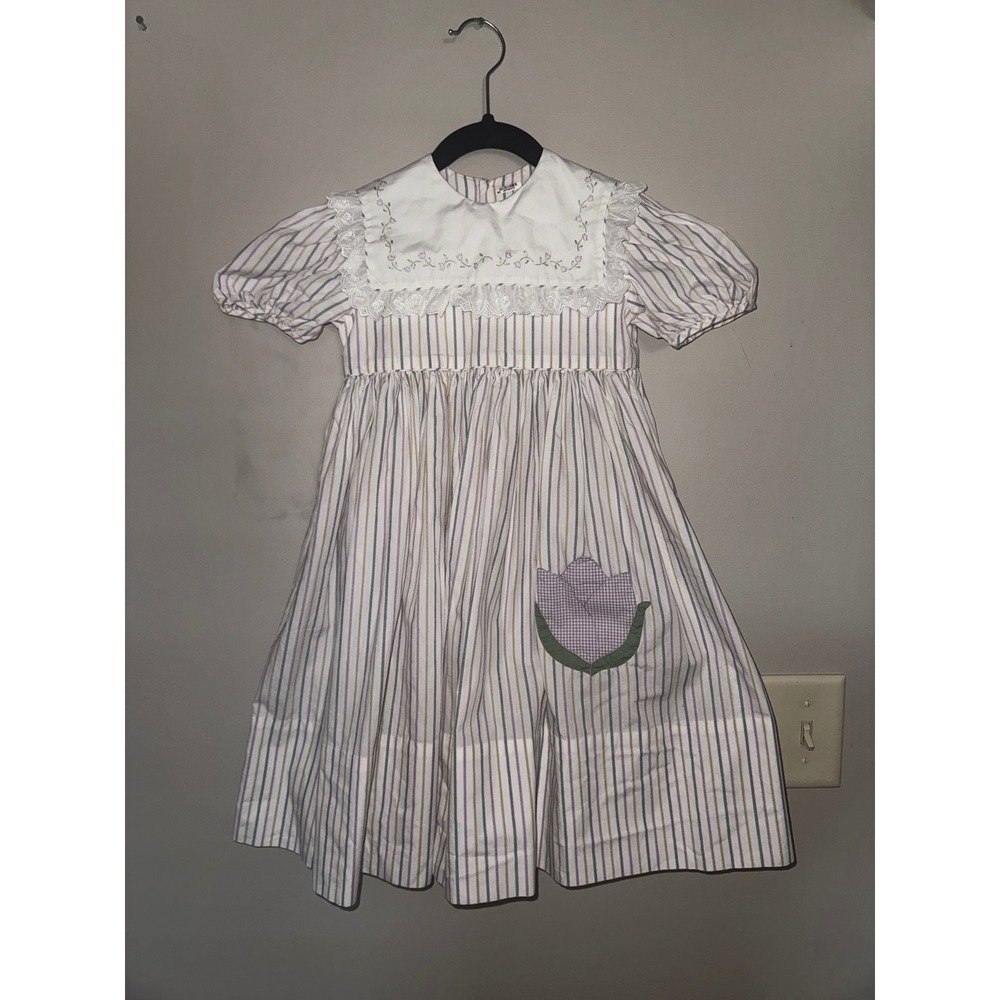 Vintage Girls Pastel Striped Floral Embroidered Lace Collar Tulip Pocket Dress
